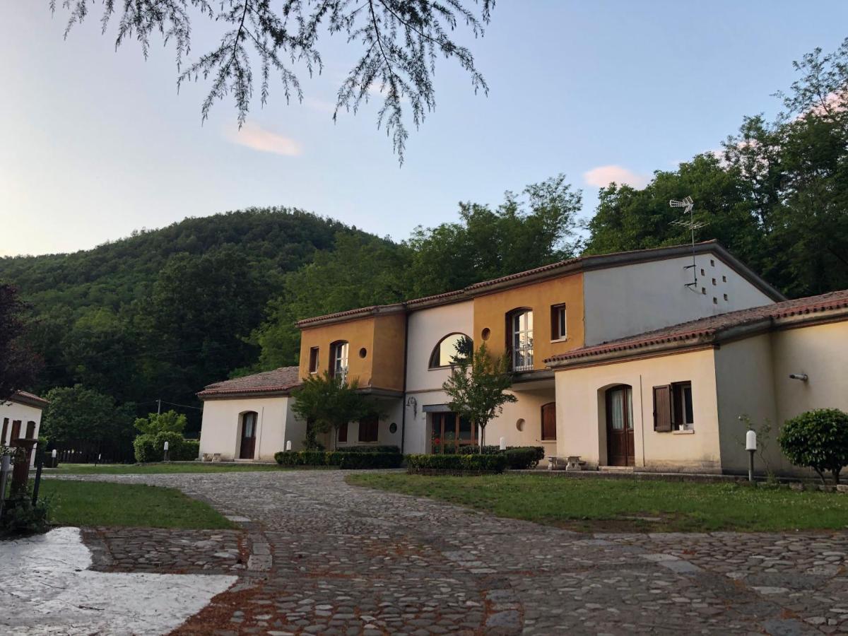Borgo Villa Maria Monticchio  Exterior photo